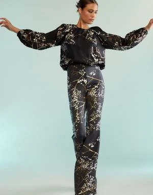 CYNTHIA ROWLEYBonded Fit And Flare Pants - Black/Gold 2 CYNTHIA ROWLEYBonded Fit And Flare Pants - Black/Gold - Image 2