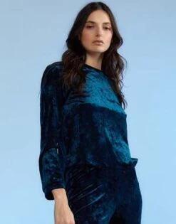CYNTHIA ROWLEYCrushed Velvet Pullover - TEAL