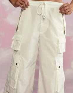 CYNTHIA ROWLEYKim Cargo Pant - White 17 CYNTHIA ROWLEYKim Cargo Pant - White -Cynthia Rowley Shop Cynthia Rowley Kim Cargo Pant 20230427212016 1