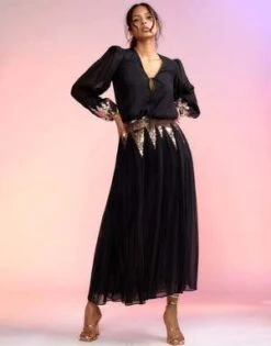 CYNTHIA ROWLEYSelene Sequin Skirt - Black 11 CYNTHIA ROWLEYSelene Sequin Skirt - Black -Cynthia Rowley Shop Selene Sequin Skirt 20230303185142 1