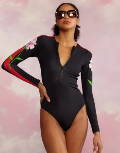 CYNTHIA ROWLEY Riley Surfsuit 9 CYNTHIA ROWLEY Riley Surfsuit -Cynthia Rowley Shop surf6